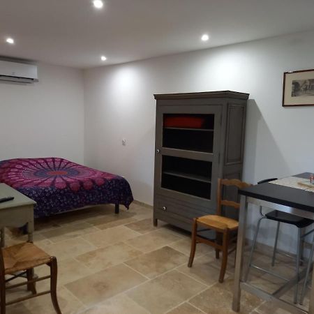 Studios Domaine L'Oliveraie Ле Кастеле Екстериор снимка