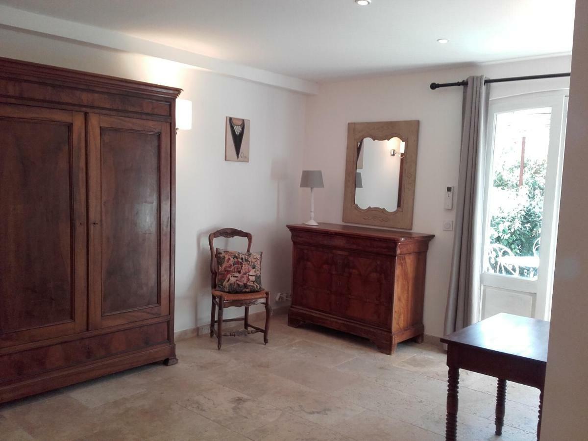 Studios Domaine L'Oliveraie Ле Кастеле Екстериор снимка